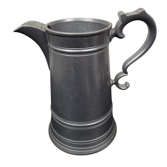 Vintage Wilton Armetale Pewter Stein Tankard 8.5" Pitcher Tavern Colonial - Picture 4 of 8